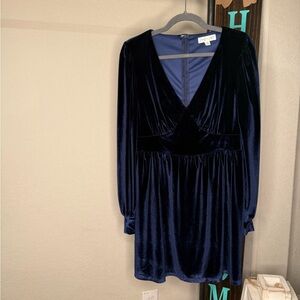 She + Sky Navy Long Sleeve Dress